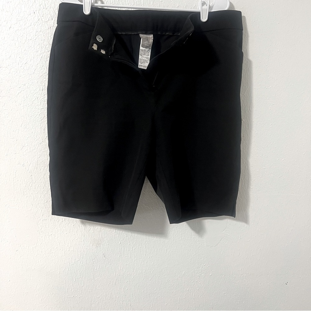 Chico’s Women’s Size 14 Black 9” Button Front Soft Cotton/Spandex Shorts EUC